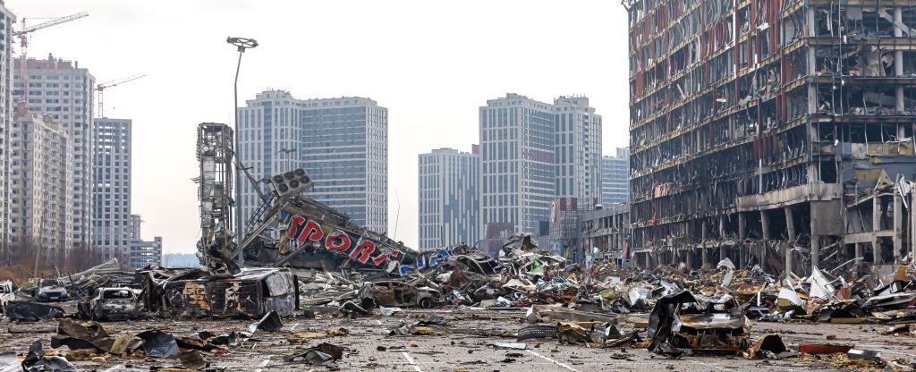 Zerstörtes Einkaufszentrum in Kiew.